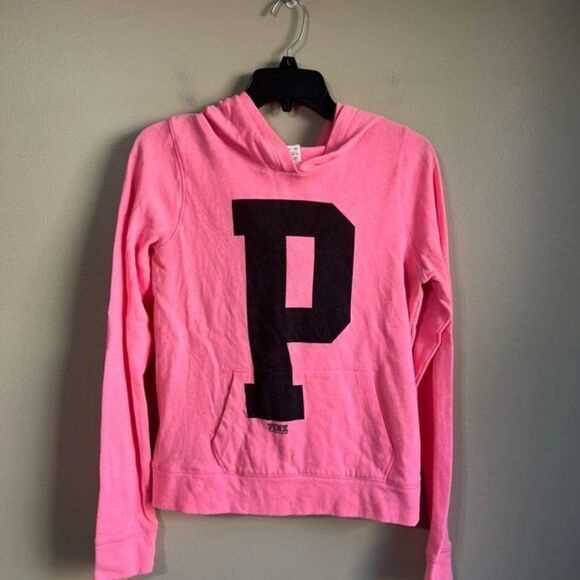 Victoria's Secret XS PINK pullover - Picture 1 of 6